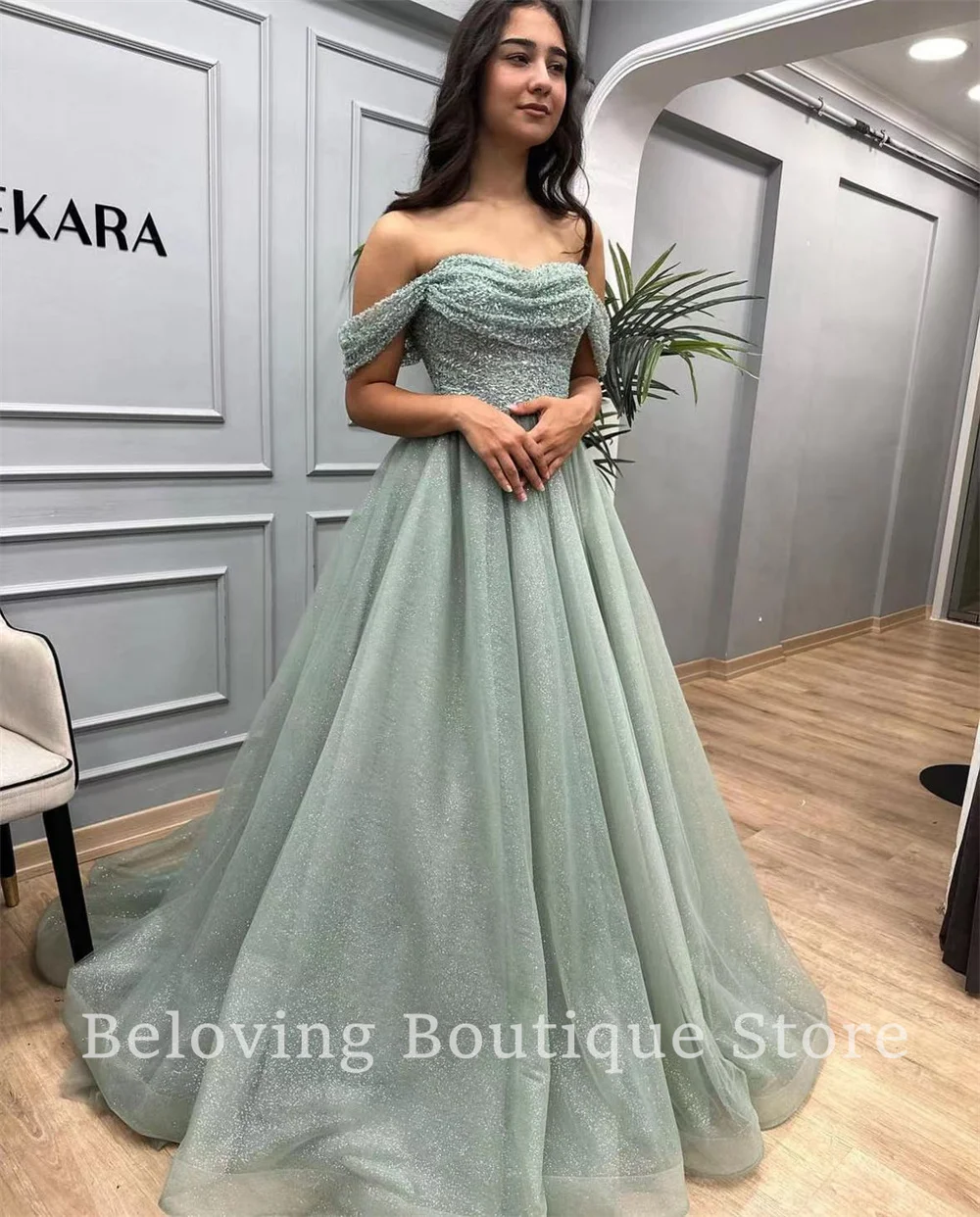 Custom Made Green Off Shoulder Celebrity Dresses New Arrival 2024 Dubai Evening Dress A Line Long Wedding Party Gowns Prom Dress