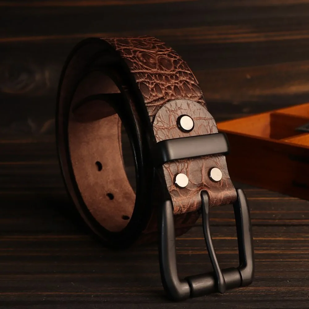 Handcrafted Crocodile Pattern Top-Grain Leather Belt with Alloy Black Buckle for Fashionable Men and Young Adults