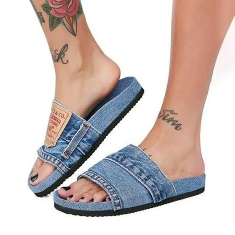 2024 Hot Selling Zomer Damesschoenen Outdoor Effen Kleur Lage Hak Dames Slippers Denim Open Teen Grote Maat Casual Slippers