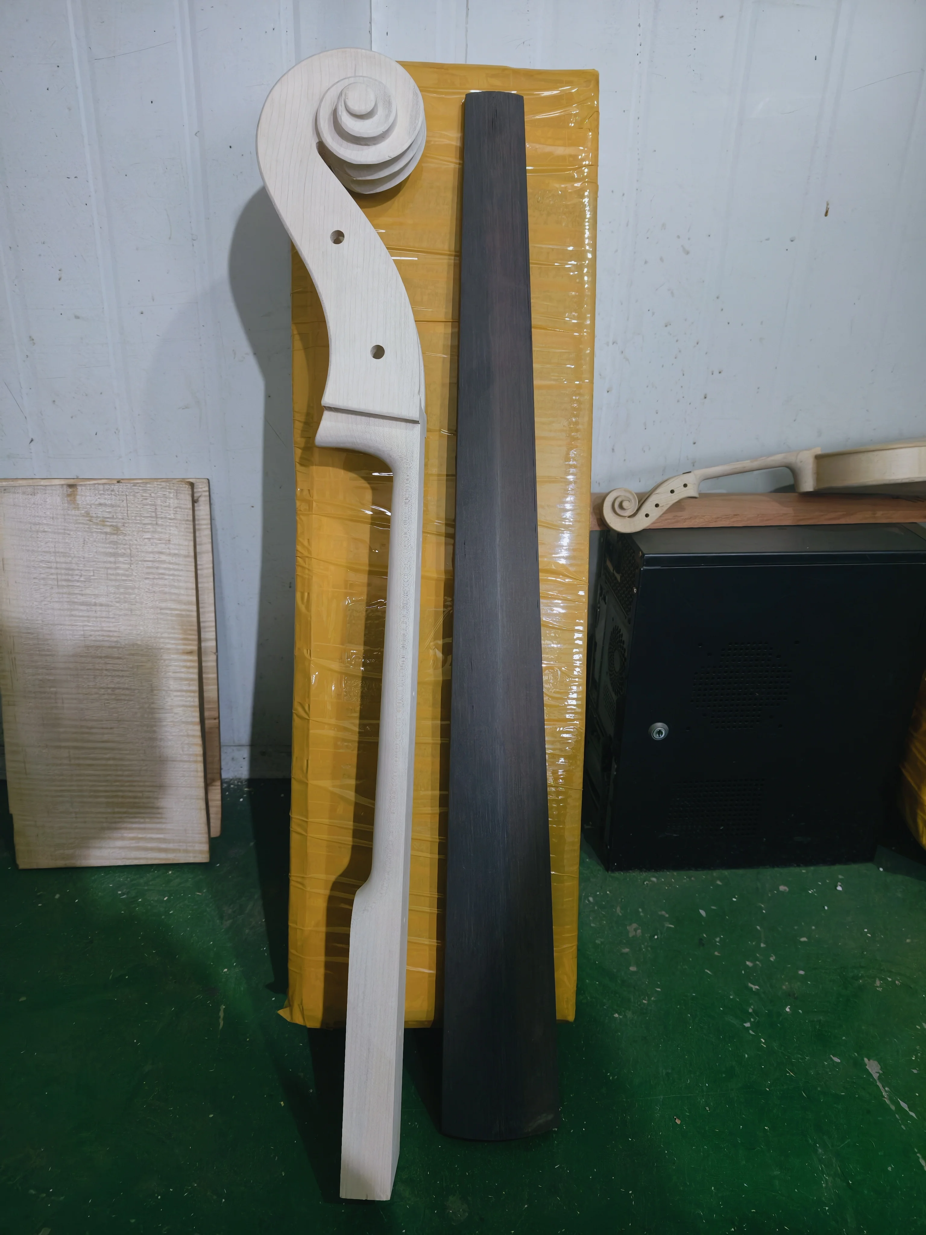 nouveau-manche-et-touche-de-basse-electrique-de-style-contrebasse-3-4-en-erable-non-fini-fabriques-en-usine