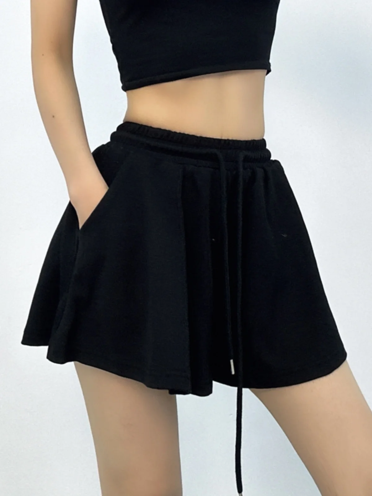 New 2024 Summer American Style Ballet Style Solid Shorts Women High Waist External Wearing Sports Wide Leg Casual Shorts 1MQL