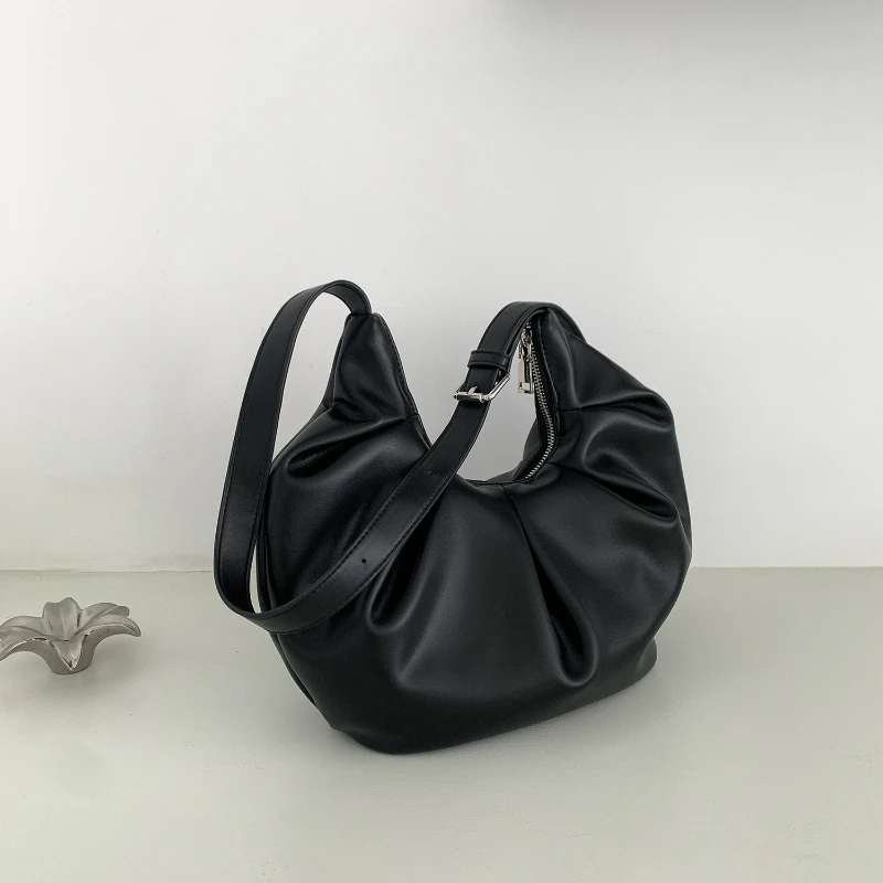 

Новая сумка через плечо с морщинистым рогом, креативная маленькая мягкая сумка-хобо из искусственной кожи для женщин, удобная и универсальная сумка для хранения