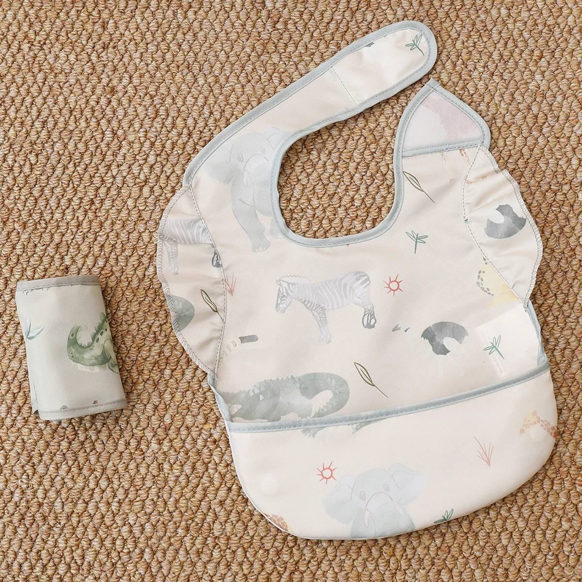 2Pcs/Set 100%Polyester Waterproof Baby Bibs,Lively and Adorable Shoulder Design Sleeveless Smock Feeding Bib Apron