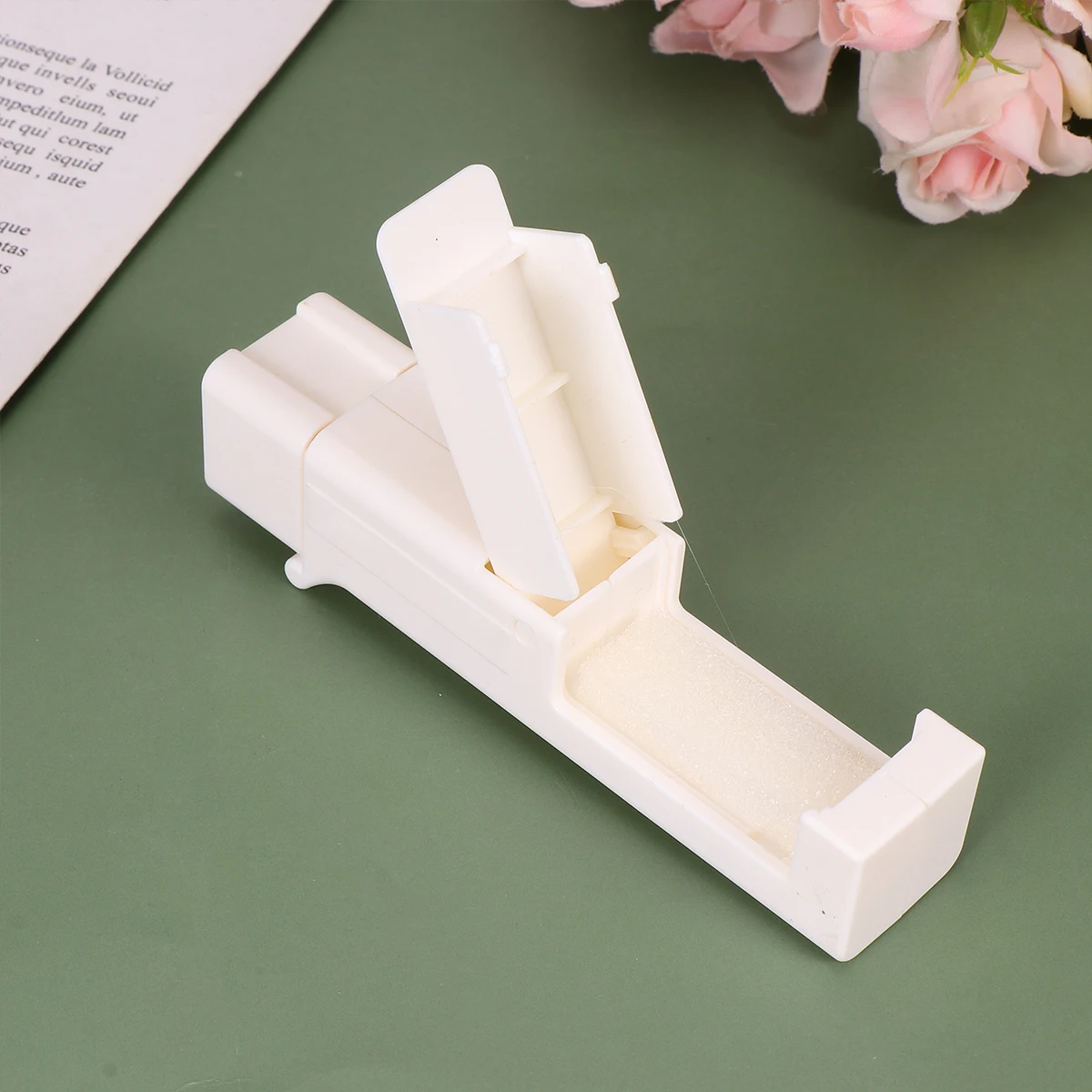 

2 PCS Elevator Disinfection Tool Door Handle Clamp No White Touchless Clip Opening