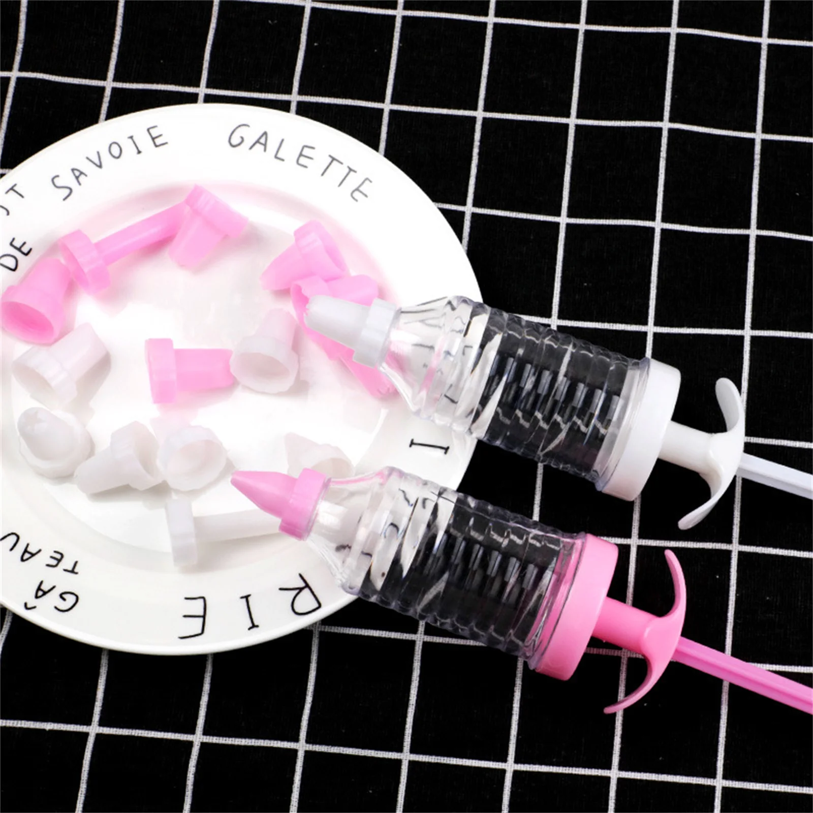 8pcs/set Piping Set Universal Dessert Decoration Tool Cake Cookie Puff Pastry Piping Tool Practical Kitchen Baking Accessories