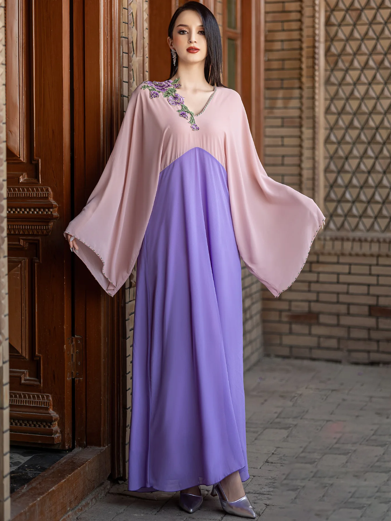 

Eid Women Dress Abaya Embroidery Caftan Muslim V Neck Chiffon Party Robe Jalabiya Ramadan Morocco Kaftan 2025 Vestidos Largos