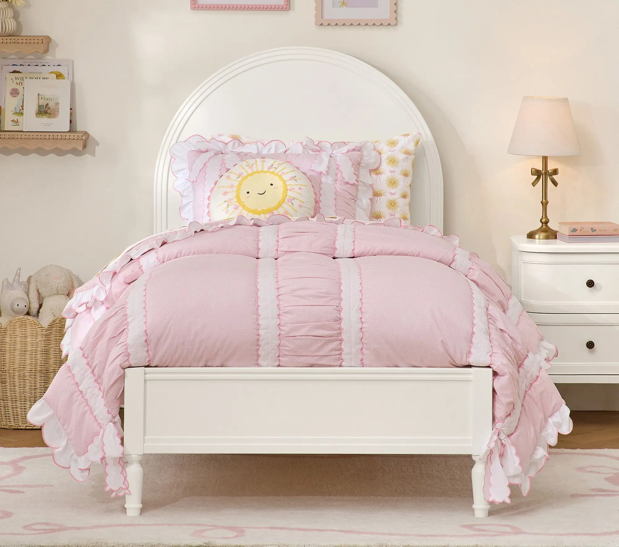 l*-French-style Pure White Rounded Solid Wood Children's Bed, a Gentle Princess Single Bed for Girls' Bedroom