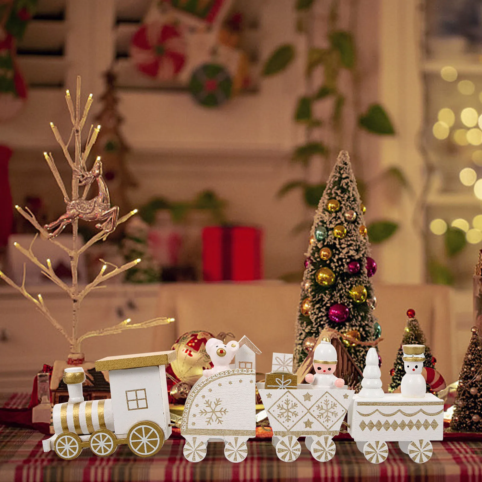 

Creative Wooden Train Ornament Christmas Desktop Decoration Festive Tabletop Adornment Cartoon Xmas Decor Train Shape