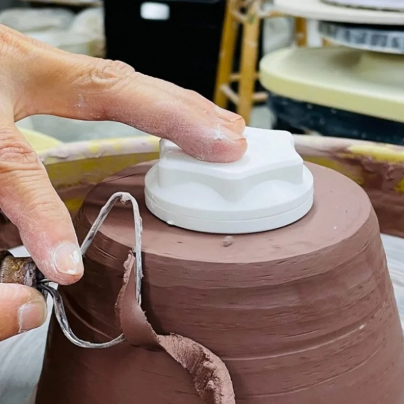 Pottery Trimming Spinner 360° Rotating Ceramic Stand Non-Slip Portable Clay Sculpting Tool for Beginner Potter Studio Supplies