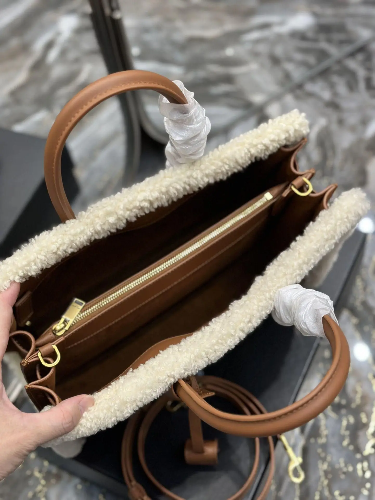Women Teddy Fleece Trim Tote Bag, Faux Suede PU Leather Top Handle Handbag with Detachable Shoulder Strap for Winter