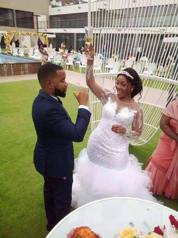 Vestido De novia De sirena con cuello redondo, Vestido De novia De manga larga con cuentas De lentejuelas, hecho a mano, Moderno