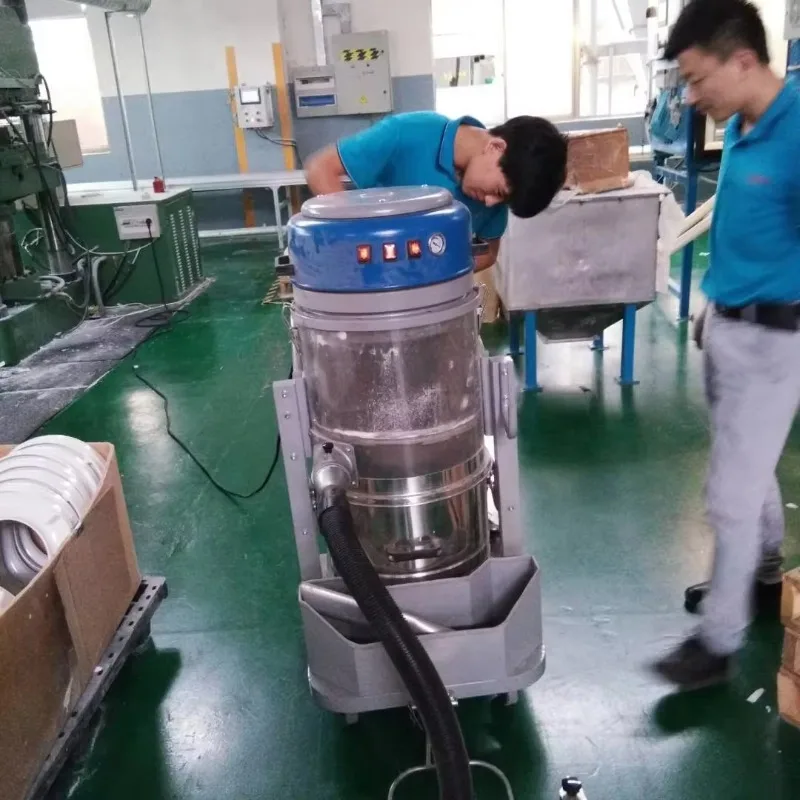 

High-Capacity AT3600 Industrial Vacuum with 3600W Ametek Motor, Ergonomic Design and Double Filtration