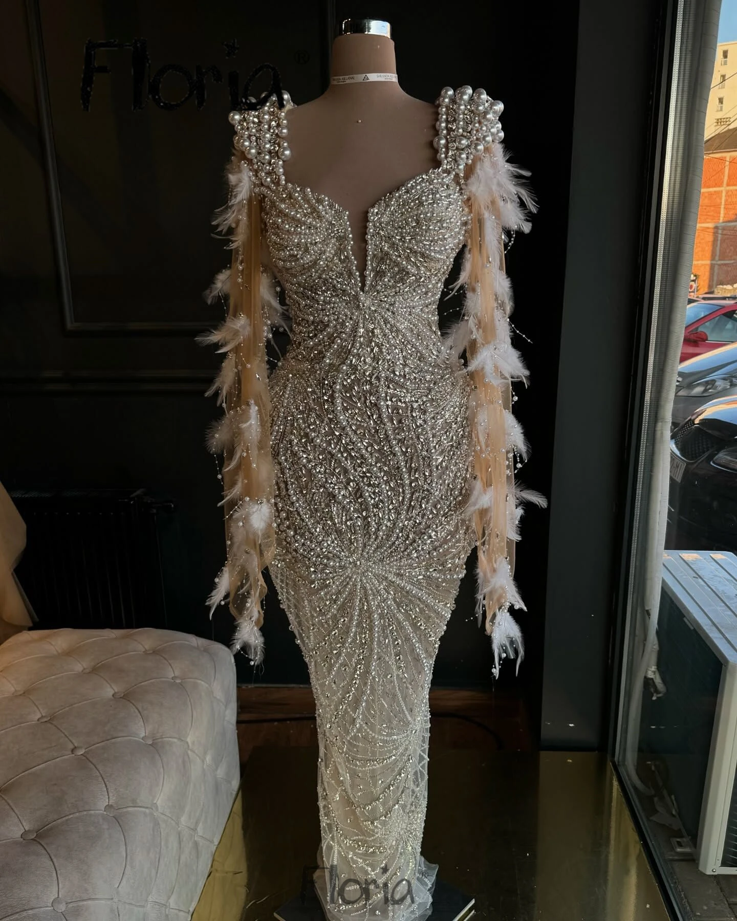 Champagne 2025 Customized Evening Dress Feathers Long Sleeves Square Neck Midli Long Wedding Party Gowns Celebrity Dresses