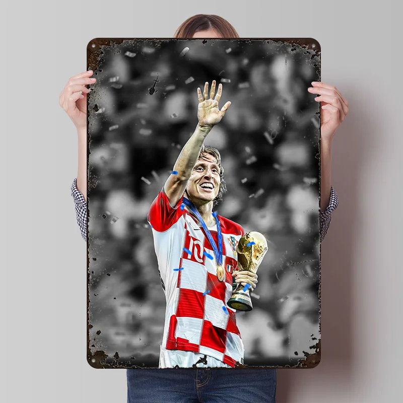 Luka Modric Victory Metal Poster Customized Wall Art Retro Vintage Tinplate Signs for Luxury Decoration Gaming Custom Plate Home