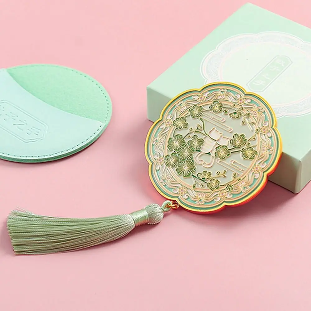 Exquisite Portable Makeup Mirror Relief Design Chinese Style Handheld Mirror Clear with Tassel Cosmetic Mirror Tourist Souvenirs