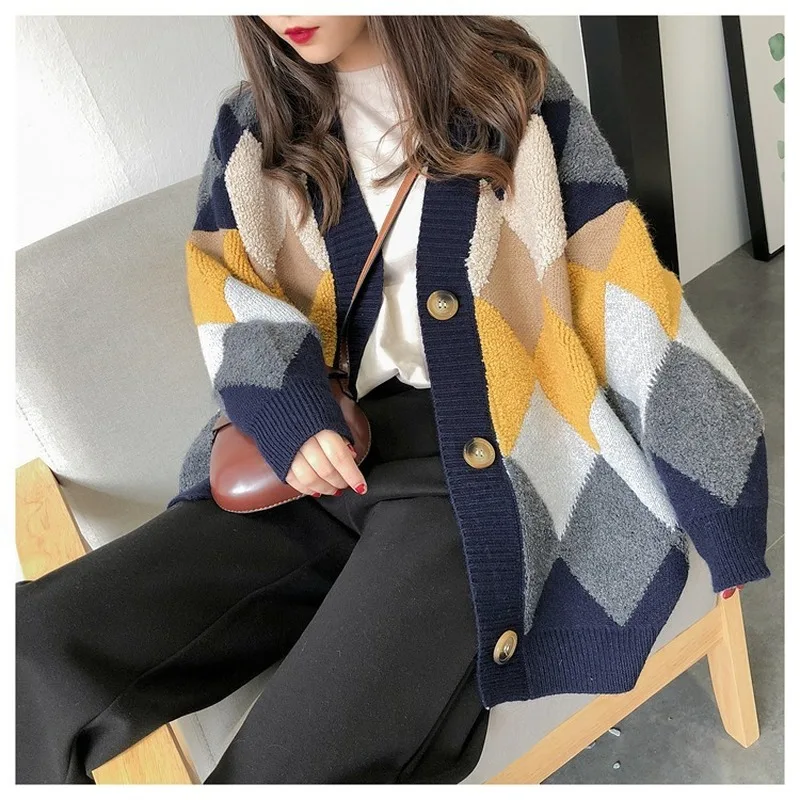 Argyle Cardigans Oversized Knitted Cardigan Women 2024 Korean Fashion Elegant Casual Plaid V-Neck Sweater Women's Knit Jacket