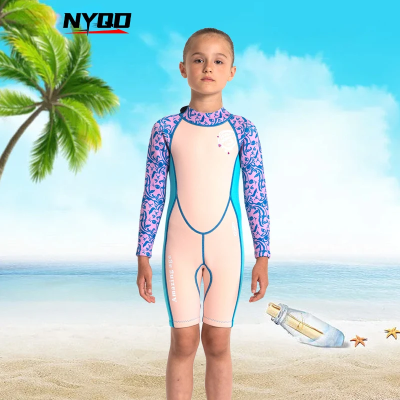 

Children's Wetsuit 2.5MM One-piece Female Wetsuit Long Sleeves + Shorts Warm Snorkeling Surfing Jellyfish Suit Winter Swimsuit