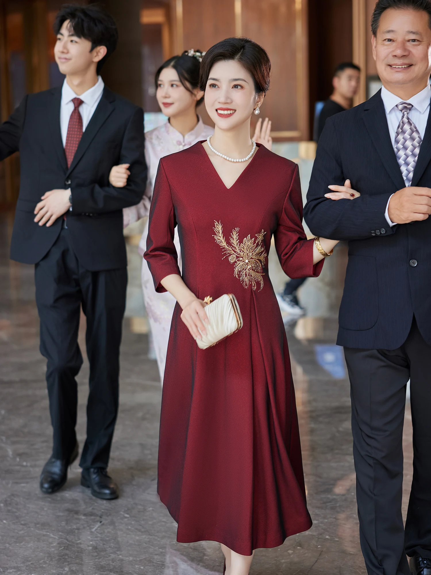 

Свадебное платье Ele Mommy Huipil с вышивкой, юбка А-силуэта с завышенной талией, средней длины, для невысоких женщин