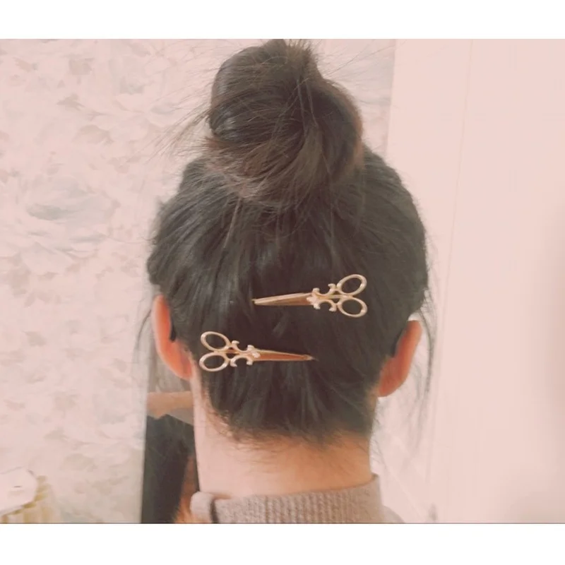 2 pieces Lot Vintage Gold Color and Silver Plated Scissors Shaped Bobby Pins Hair Pin Clips Barrette Hair Accessories for Women