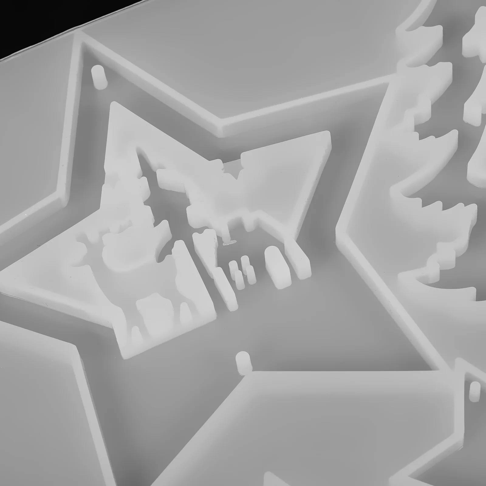 

Christmas Decoration Tree Pendant Mold Resin Silicone Moulds Casting Molds Modeling Star for Connector White Diy