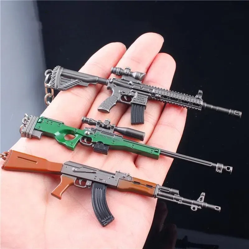 1 قطعة PUBG مسدس لعبة المفاتيح ، لعبة معدني AWM 98K بندقية نموذج قلادة llaveros سيارة مفتاح سلسلة سيارة كيرينغ هدية للرجال الأولاد