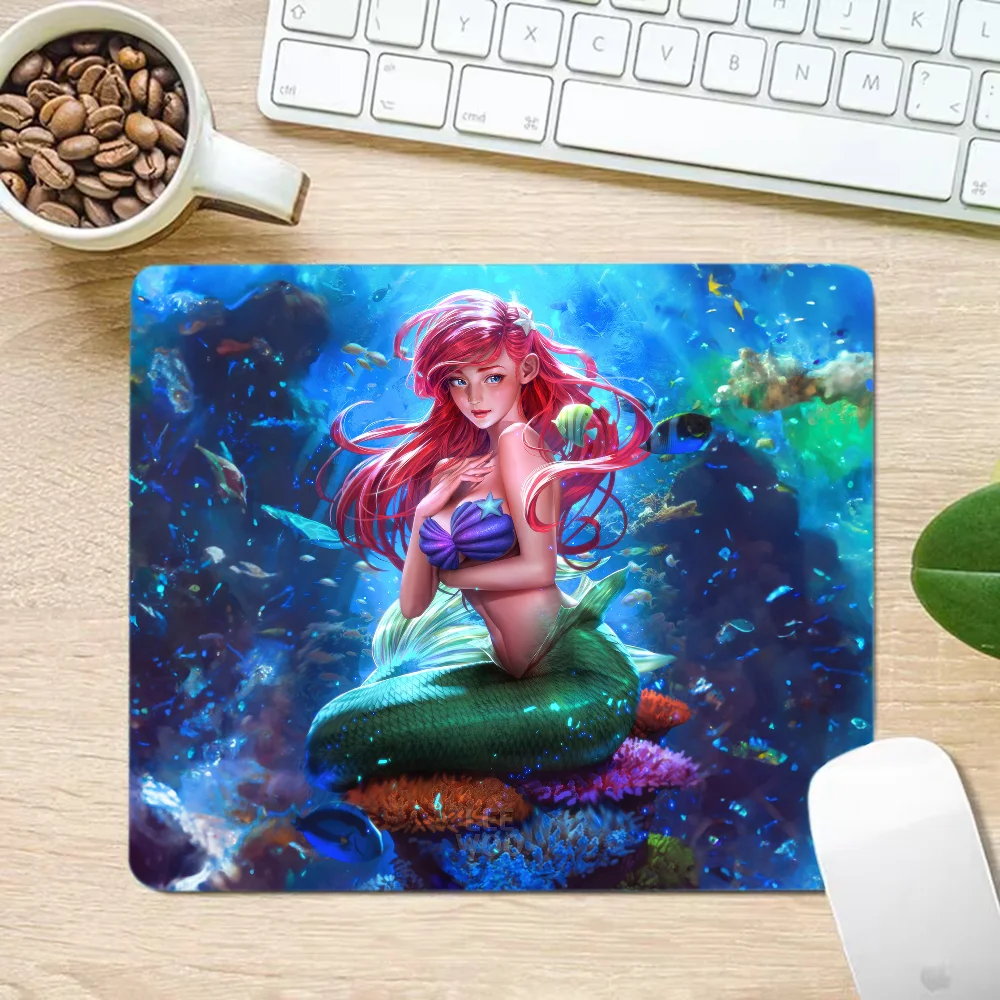 

Disney The Little Mermaid Mousepad Round Custom Skin Desktop Desk Mat Kawaii Gaming Accessories Students Writing Pad Mouse