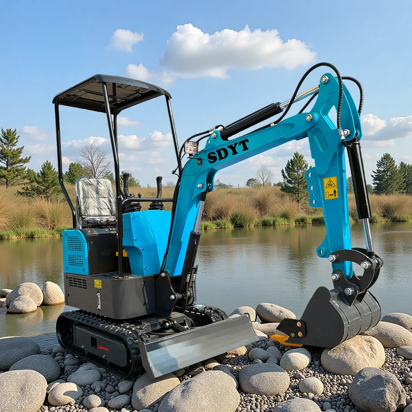 Mini escavatore da 1,5 tonnellate personalizzato a basso prezzo di fabbrica di vendita calda Piccolo escavatore Euro 5 Epa Kubota Motore Mini escavatore