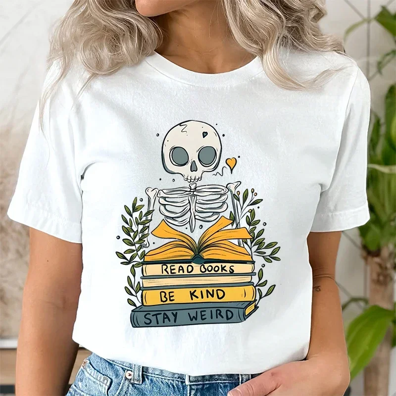 Harajuku Retro Read Books De Kind Stay Weird T-shirts Women Skull Skeleton O-neck Bookworm Book Lover Tees Short Sleeve Tops