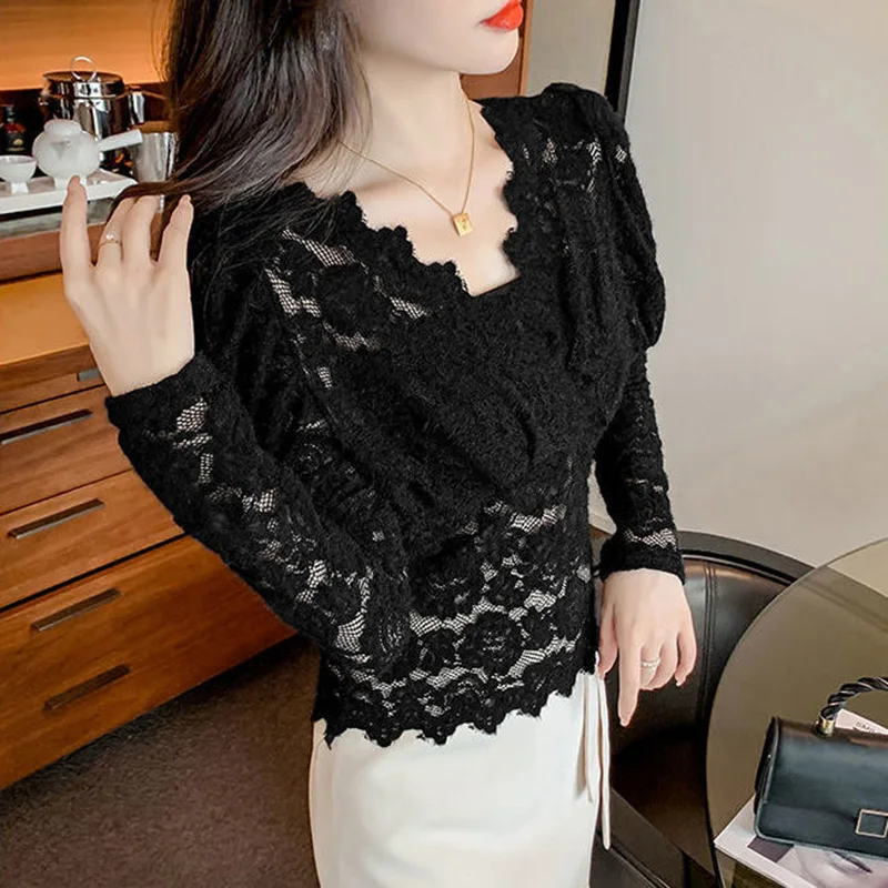 Elegant V-Neck Oversized Lace Hollow Out Puff Sleeve Blouse Summer and Autumn Sexy Tops Loose Women\'s Clothing Commute Shirt