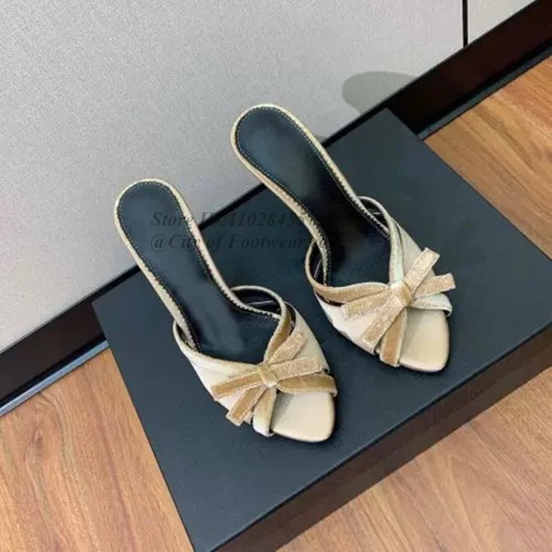 الملونة لطيف القوس اللمحة تو النعال المرأة جلدية الساتان عالية الكعب حجم كبير البغال الفاخرة مصمم الوردي/الأخضر أحذية تاريخ الحفلات