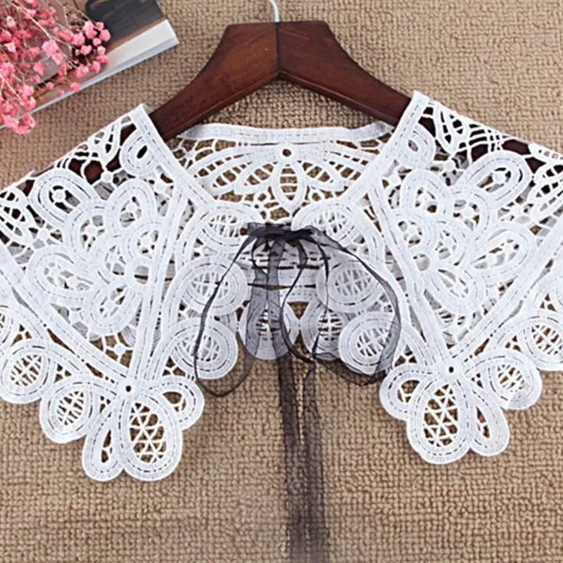 

Fashion Women Lace Hollow Out Women Blouse Fake False Collar Clothes Shirt Deta