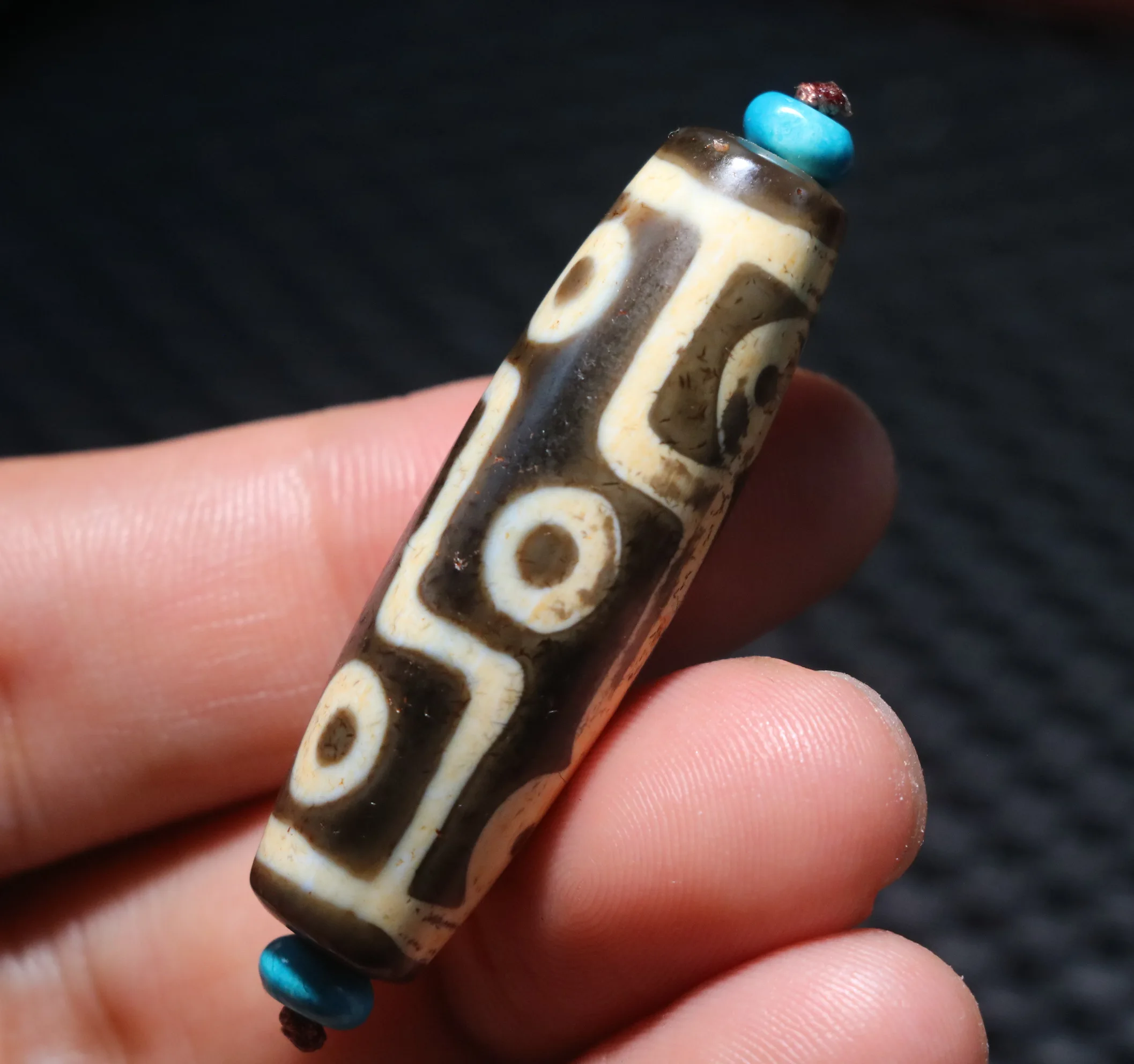 

Energy Tibetan Old Agate Ivory Color Fold Line 9 Eyed King dZi Bead Amulet $$$ Amulet LKbrother Sauces Top Quality