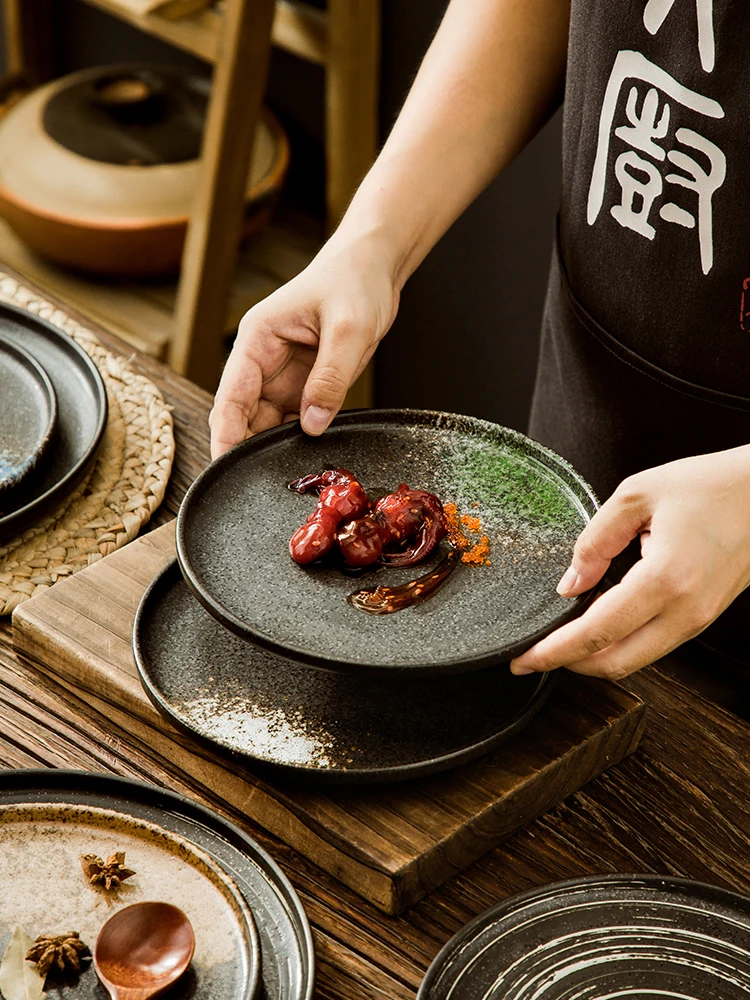 

Ретро-японская круглая тарелка для ужина, сервировочная тарелка с цветной глазурью, плоская тарелка для западных ресторанов