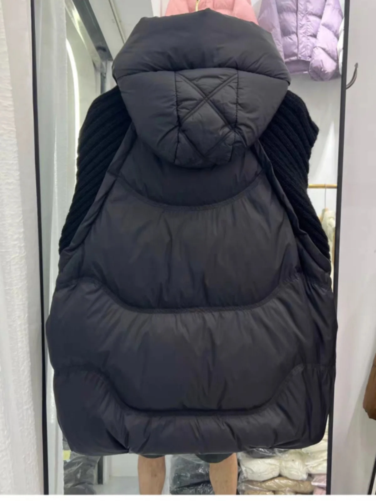 Street Style Women's Knitted Duffle Coat Vest with Hat Sleeve Splicing Polyester Fabric Short Length Medium Warmth Zipper Clo...