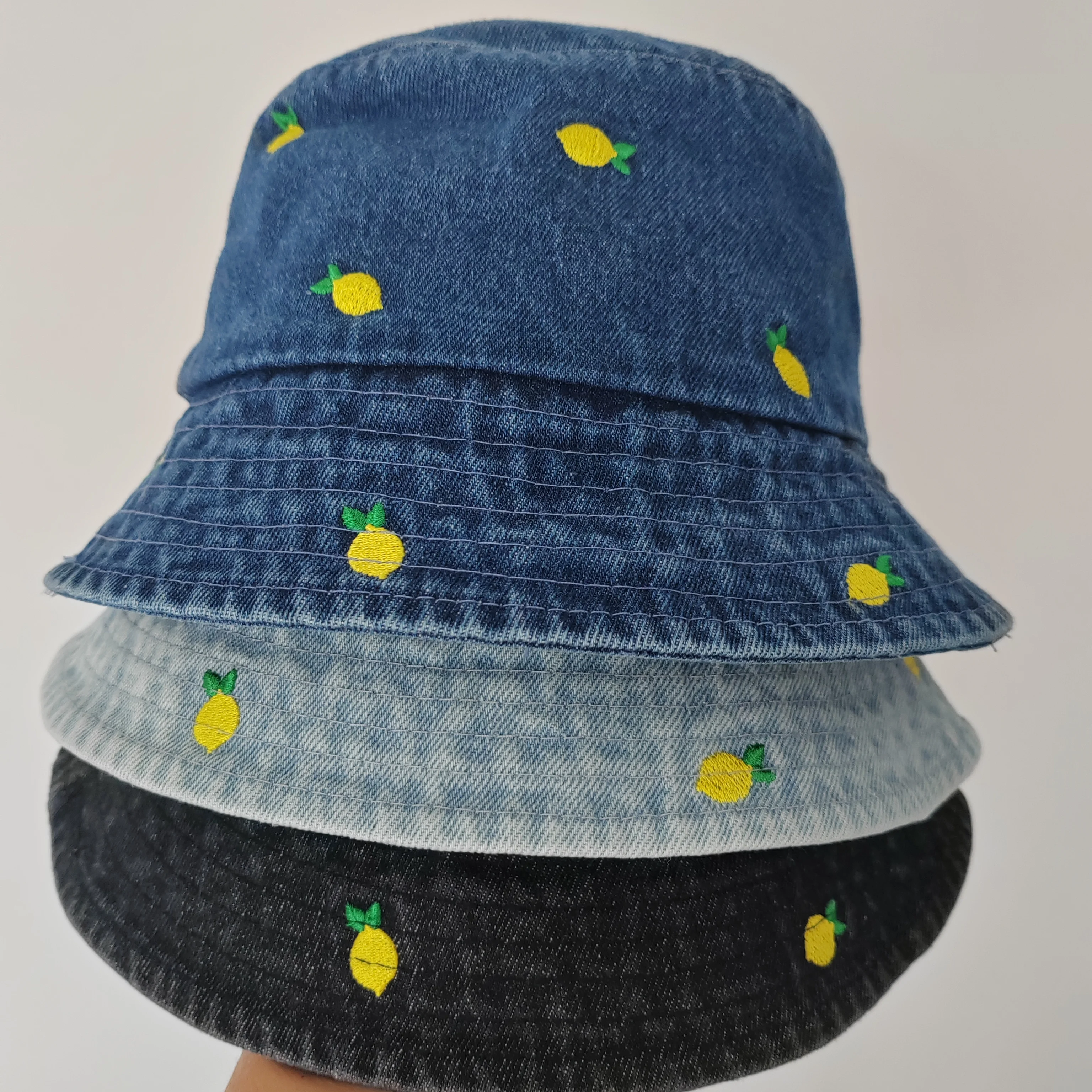 Neuer gewaschener Denim-Sommer-Bucket-Hat für Damen mit Zitronen-Stickerei, Baumwolle, Herbst, best passende Sonnenhut-Fischerkappe für Herren, Geschenk