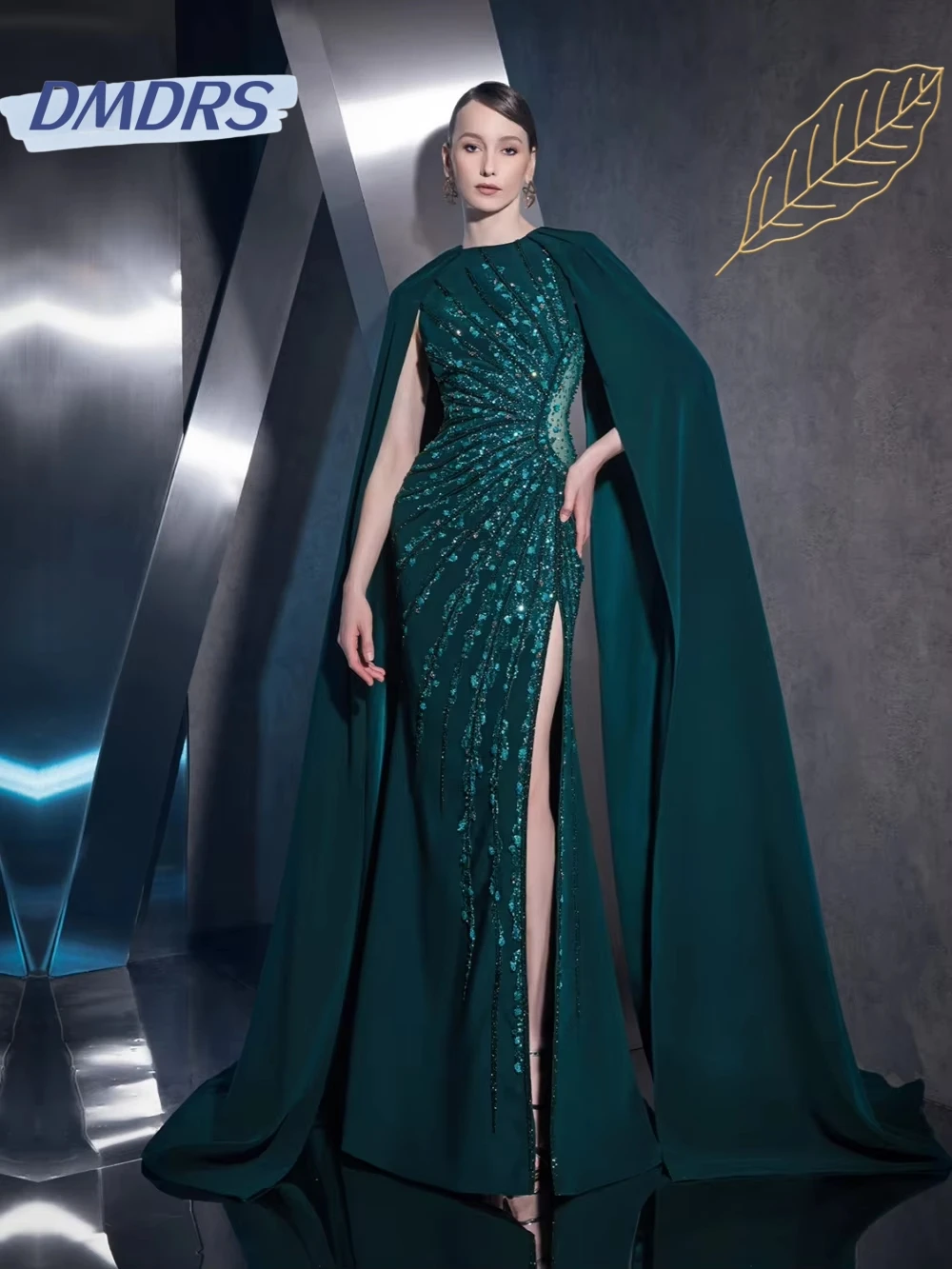 

Green Elegant Beaded Long Evening Dress With Slit Luxury Cape Sleeve Mother Of The Bride Dresses Customized Formal Party Gown