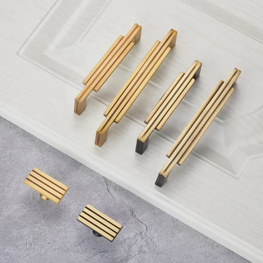 Nordic Gold Furniture Handles Luxury Brass Handles for Cabinet Bedroom Drawers Dresser Kitchen Accessories Cabinet Pulls