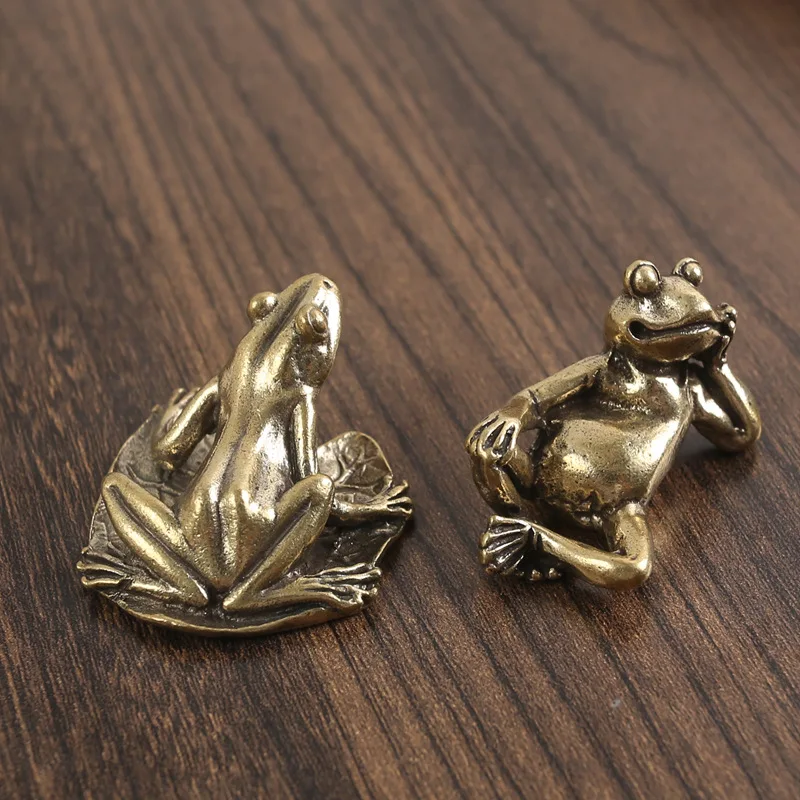 Funny Frog Brass Ornament Mini Lotus Leaf Frog Figurines Pure Copper Animal Tea Pet Home Decorations Antique Crafts Gift