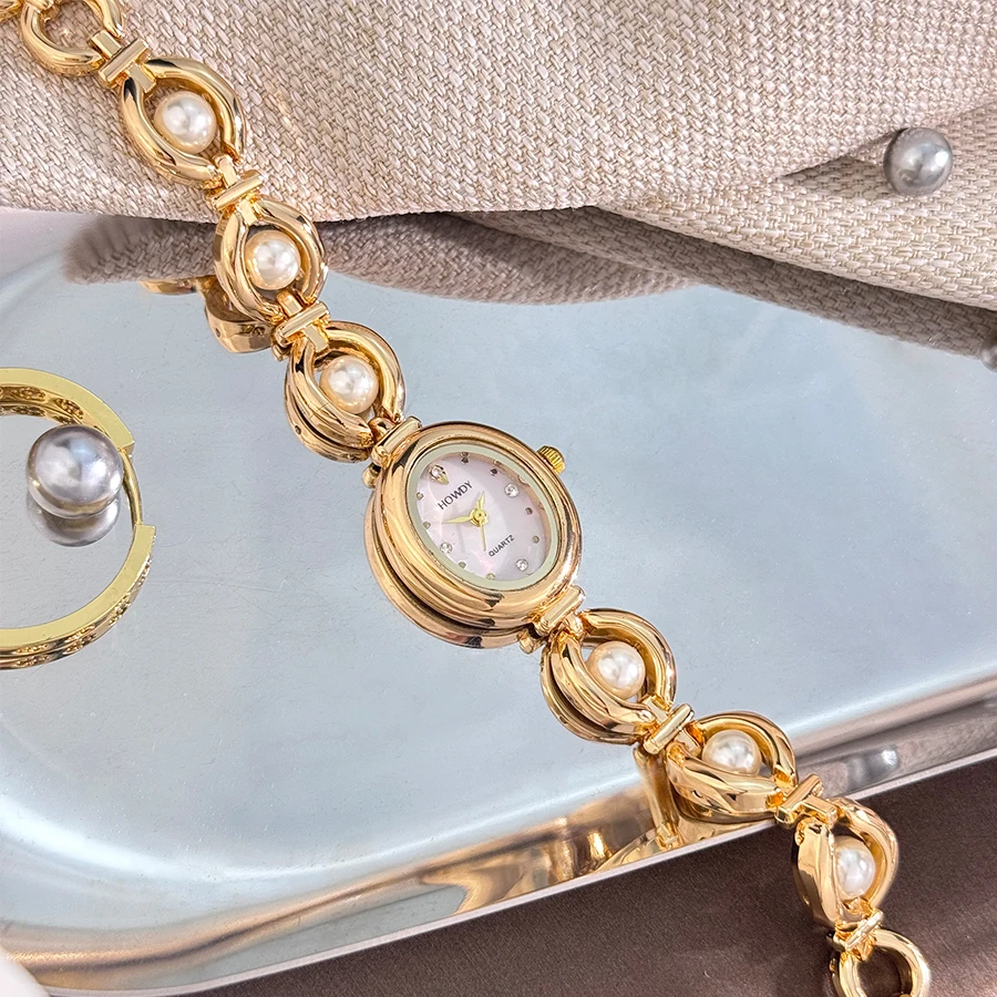 موضة جديدة فاخرة تقليد اللؤلؤ الفرنسية رومانسية البيضاوي على شكل السيدات سوار ساعة عالية الجمالية ساعة كوارتز