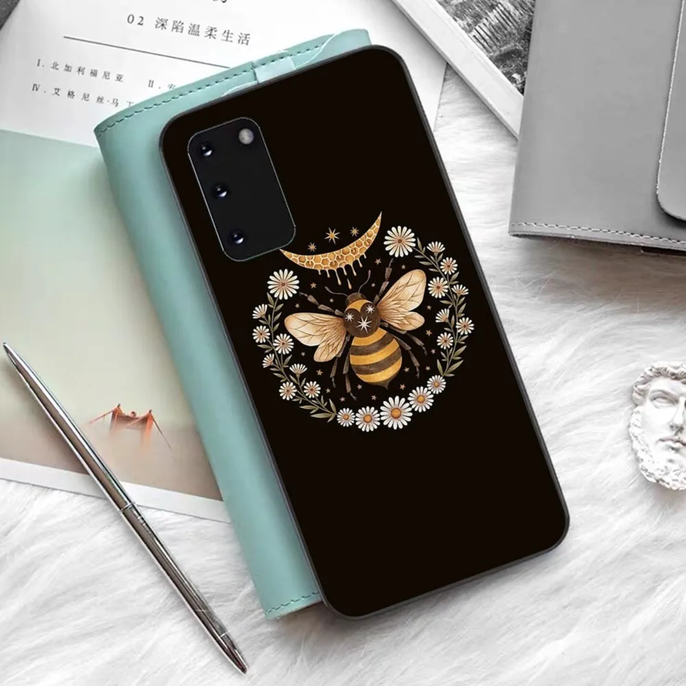 cartoon Bee Art Print Phone Case For Samsung S 9 10 20 21 22 23 30 23plus lite Ultra FE S10lite Fundas