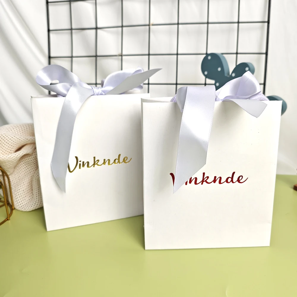 

Белые подарочные пакеты с логотипом для подарков. Маленькая бумажная сумка-тоут с ручками с бантом для свадьбы, праздника, дня рождения, сумка для покупок.