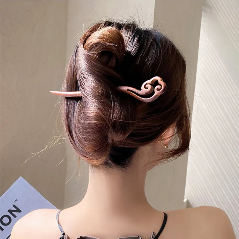 1Pc สีแดงไม้จันทน์ Hair Pins และคลิปผมไม้ Sticks ส้อมมือแกะสลัก Hairpins Headpiece Headwear ผู้หญิงอุปกรณ์เสริมผม