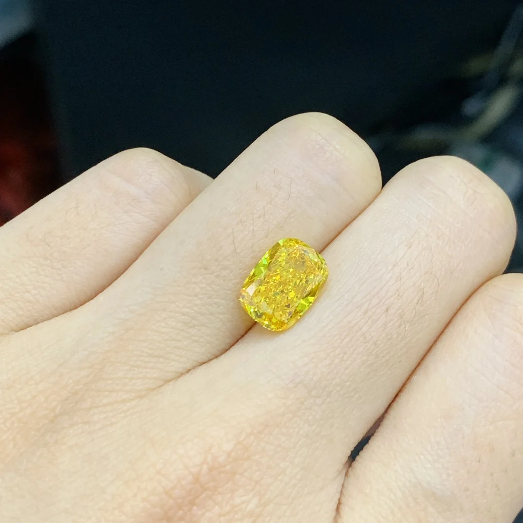 Mishang Jewelry IGI Certificate Fancy Fancy Vivid Orange Yellow Cushion Cut 3.55ct VS1 Lab Grown Diamond Wholesales
