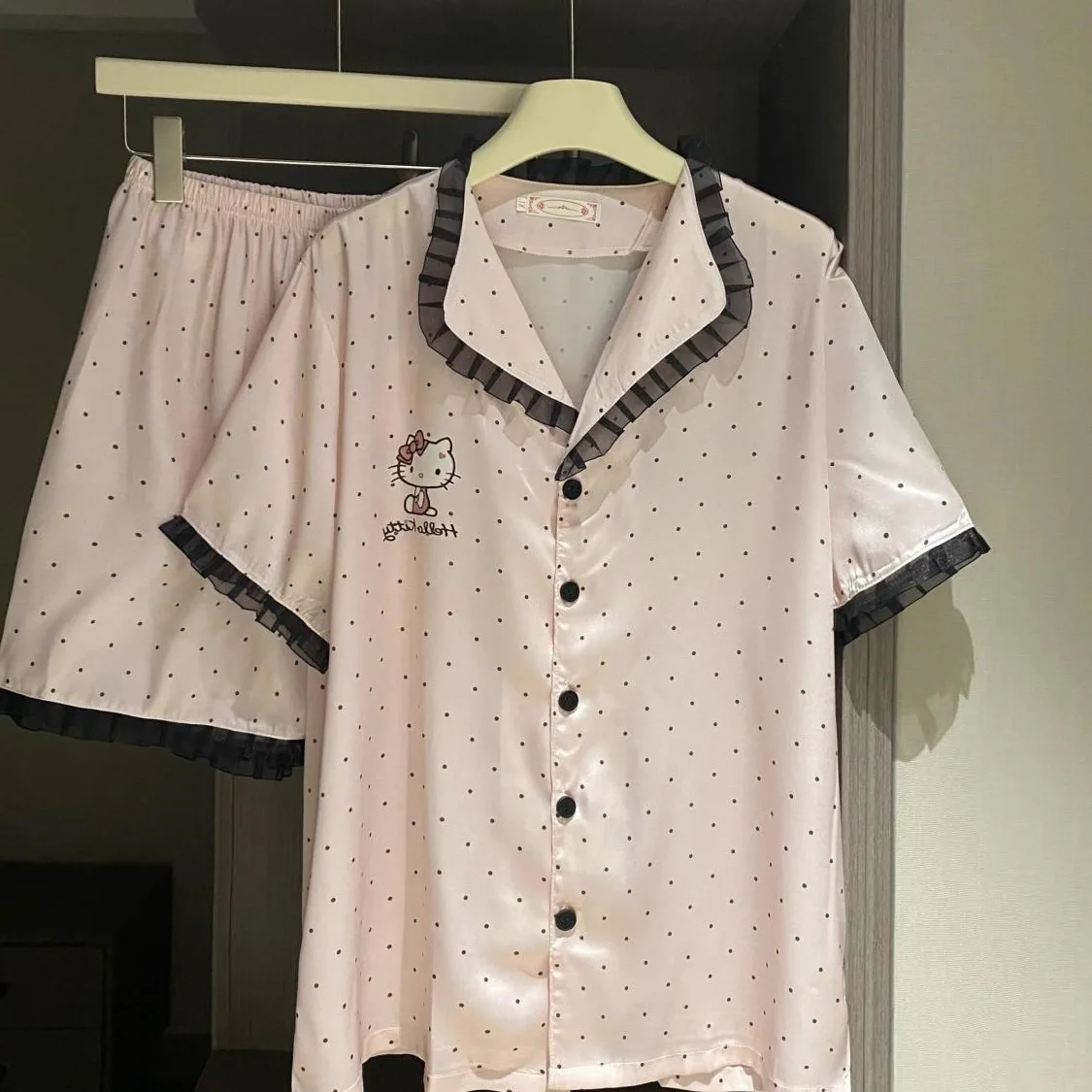 

Cute Hello Kitty Pajamas Set Cotton for Women Student Home Outdoor Wear Polka Dot Summer New Lace Short Sleeve Japanese Style
