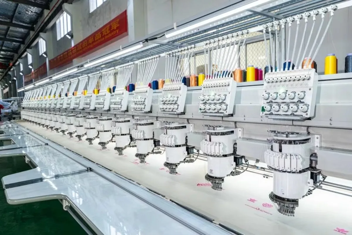 Automatic Embroidery Machine Single Head Computerized Embroidery Equipment For Customized Apparel Manufacturing