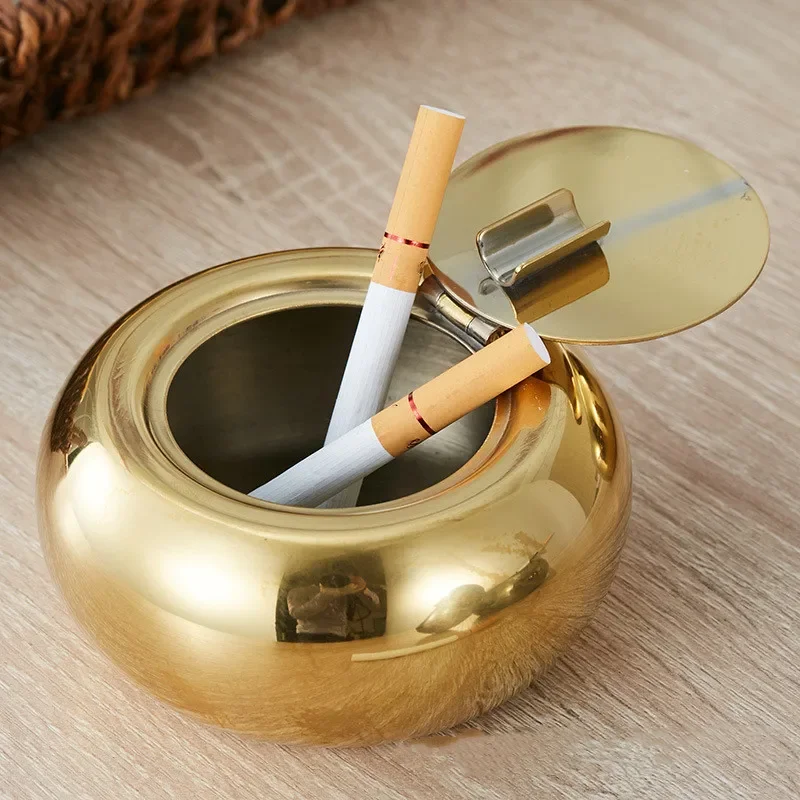 Circular Metal Ashtray with Lid, Stainless Steel Ashtray, Office Desktop Decoration Ornament, Portable Outdoor Ashtray