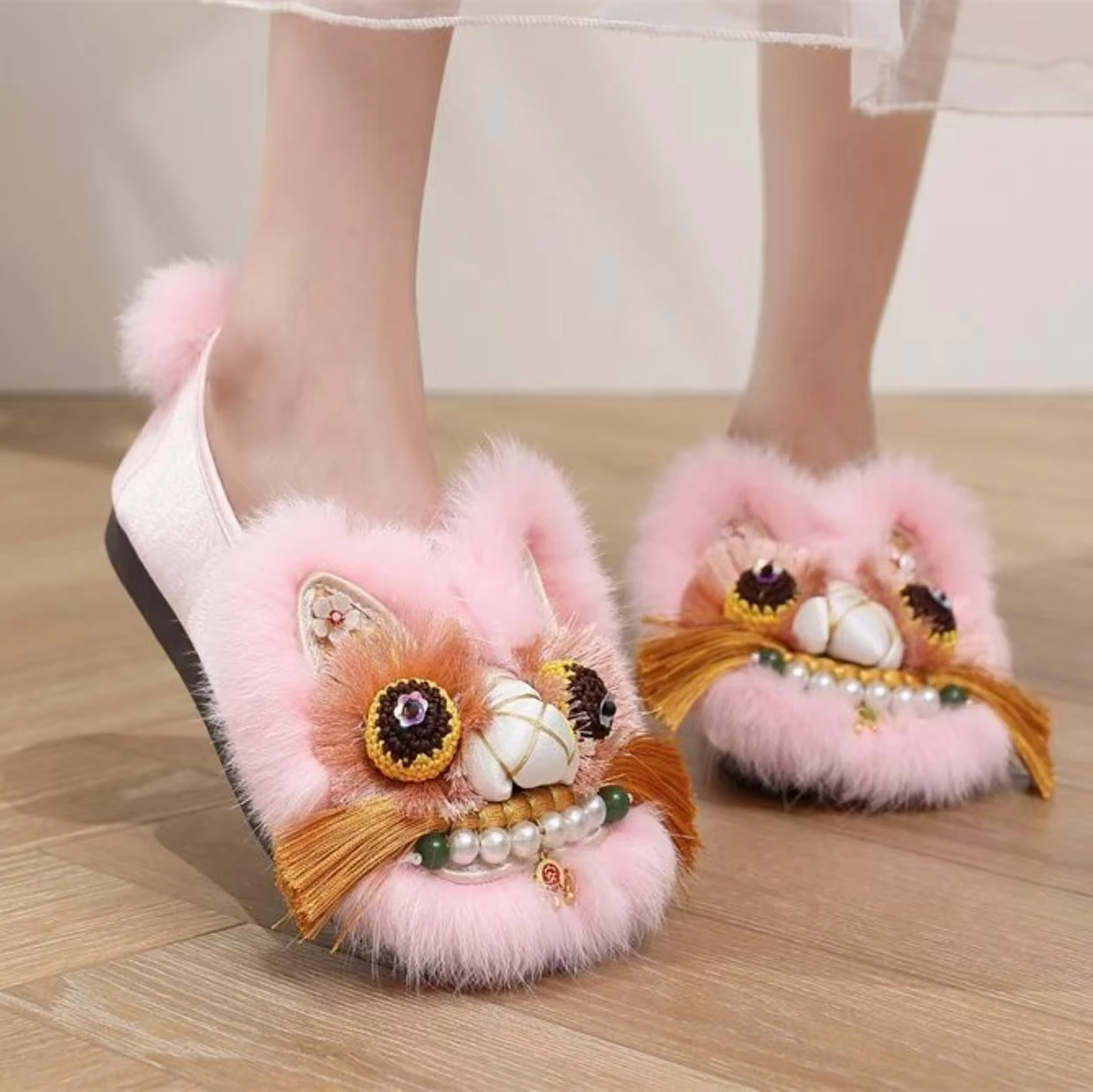 Women Traditional Chinese Handmade Tiger Toe Shoes Spring Autumn New Soft Sole Shallow Slip On Flat sole Hanfu Shoes