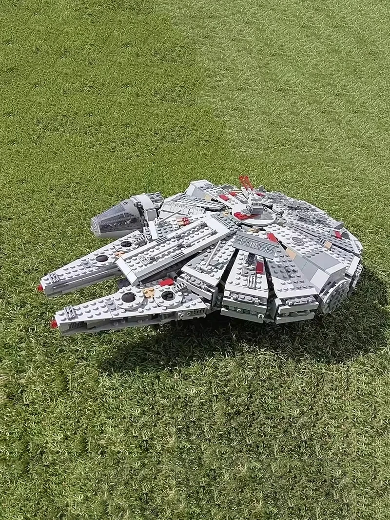 

Серия космических кораблей, мини-космический линкор, 1381 шт., модель, строительные блоки, детские развивающие игрушки в сборе, подарки на Рождество и день рождения