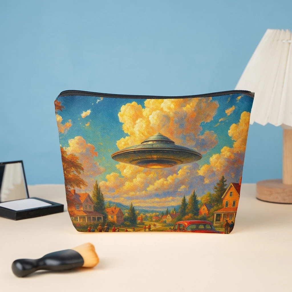 1 Makeup Bag, Farm UFO Village Scenery, Stylish Wallet with Zipper, Snack Bag for Work, Skincare Product Storage Bag