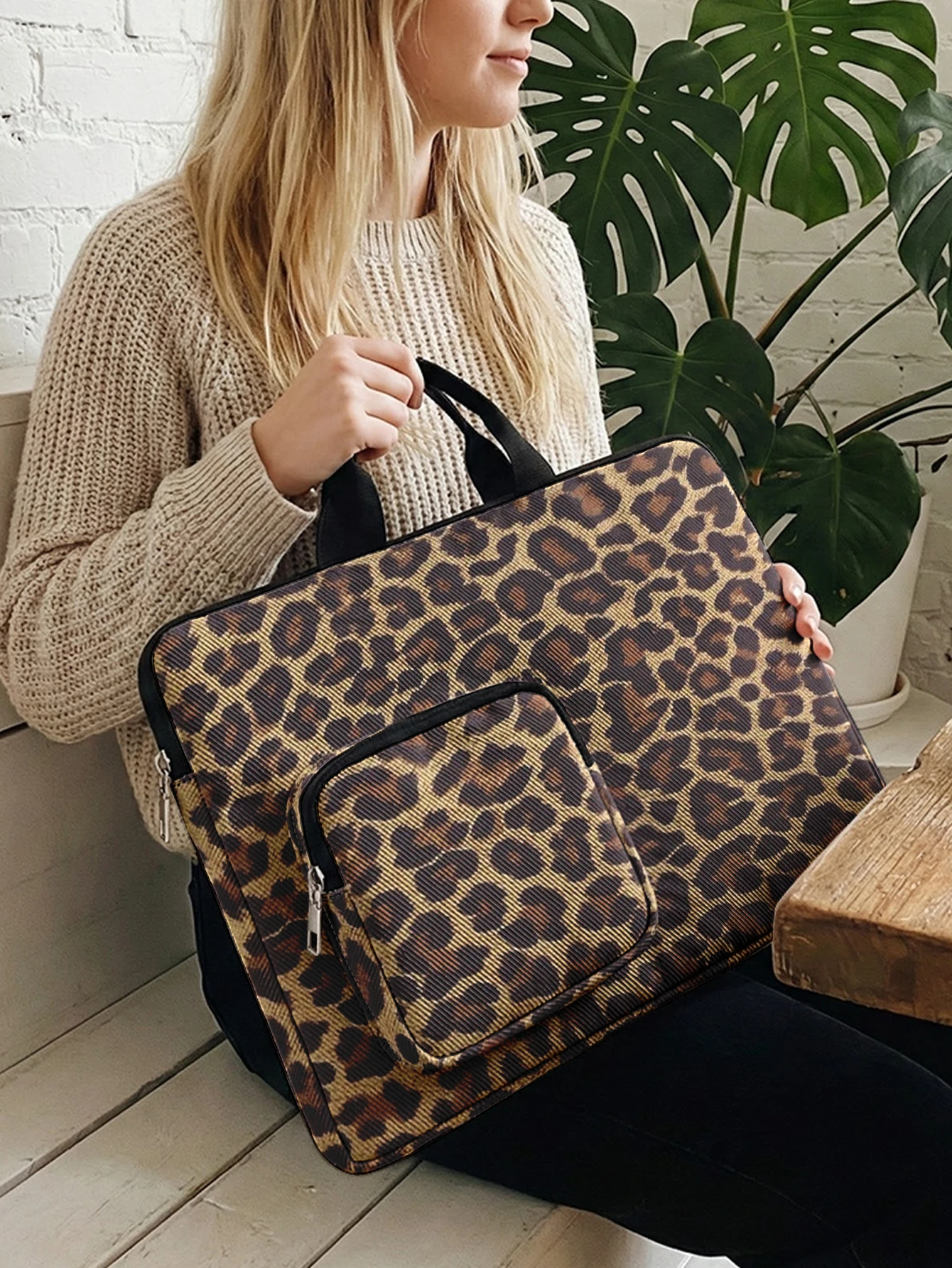 Trendy Leopard Print Laptop Handbag With Extra Pocket Shockproof Notebook Case For 13-15.6 Inch Laptops